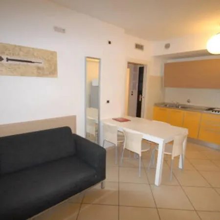 Apartment Perfect Flat For Six In Beachfront Complex